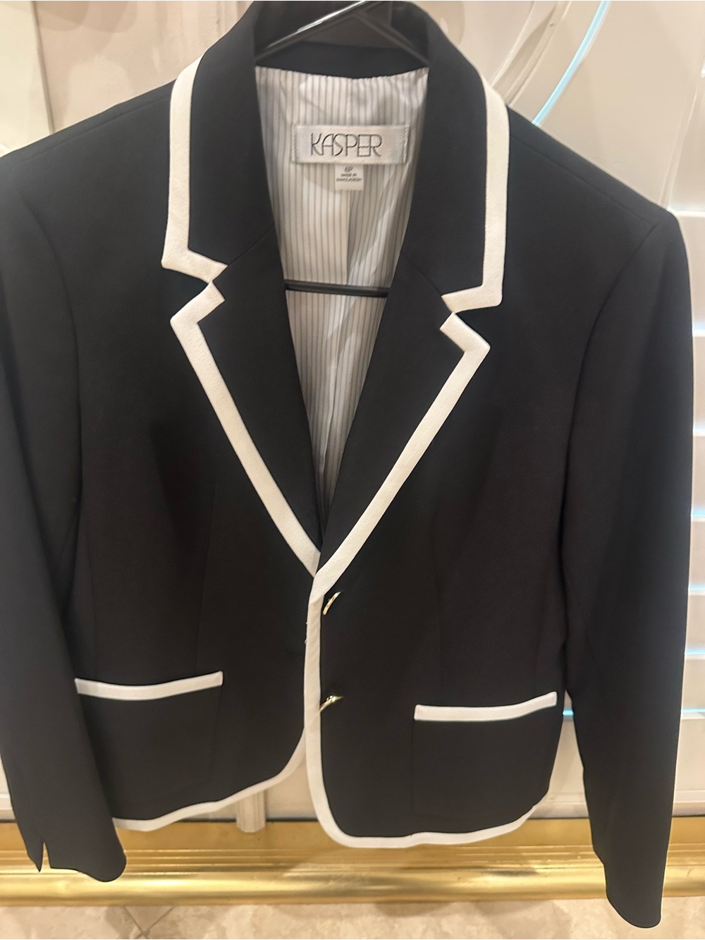 Kasper Black Blazer with White Trim - Women's Tailored Sport Coat 6Petite